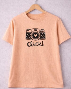 Photo click crop tee